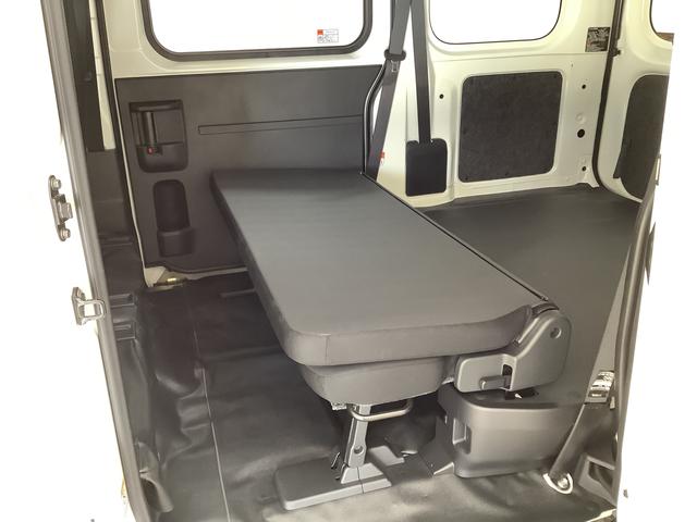 ハイゼットカーゴＤＸ　ＣＶＴ　ワンオーナー　ＥＴＣ　前後コーナーセンサー走行無制限１年保証　前後コーナーセンサー　ラジオデッキ　ＣＶＴ車　ワンオーナー　ＥＴＣ　オートマチックハイビーム　アイドリングストップ　プッシュスタート　横滑り防止装置　ヘッドライトレベライザー（兵庫県）の中古車