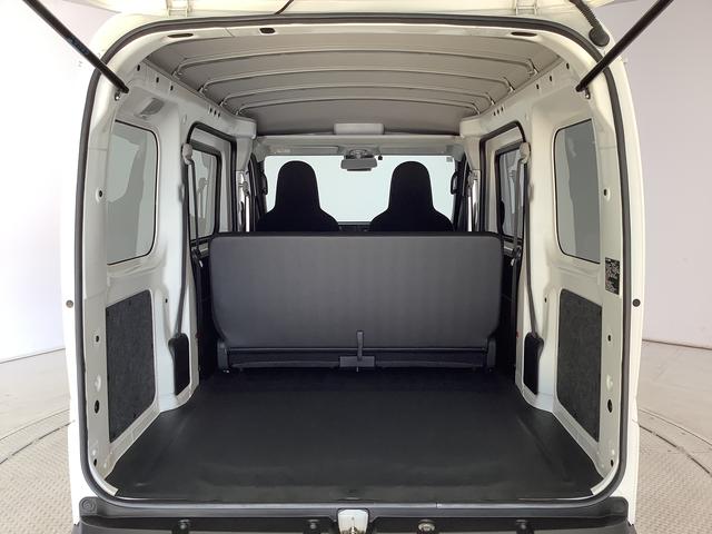 ハイゼットカーゴＤＸ　ＣＶＴ　ワンオーナー　ＥＴＣ　前後コーナーセンサー走行無制限１年保証　前後コーナーセンサー　ラジオデッキ　ＣＶＴ車　ワンオーナー　ＥＴＣ　オートマチックハイビーム　アイドリングストップ　プッシュスタート　横滑り防止装置　ヘッドライトレベライザー（兵庫県）の中古車