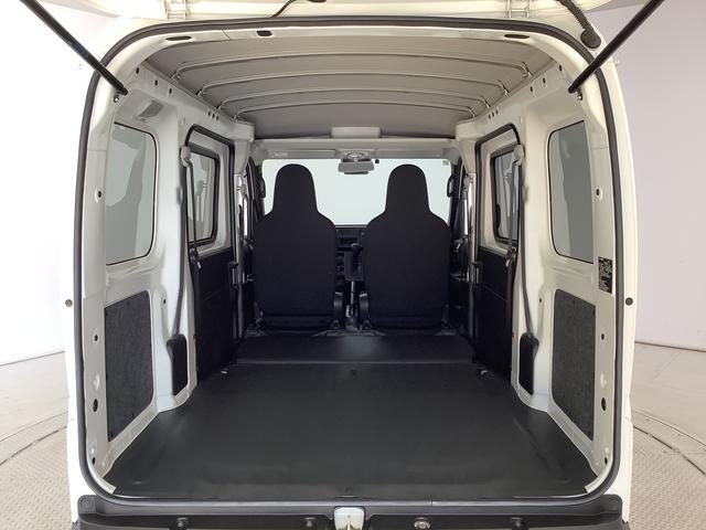 ハイゼットカーゴＤＸ　ＣＶＴ　ワンオーナー　ＥＴＣ　前後コーナーセンサー走行無制限１年保証　前後コーナーセンサー　ラジオデッキ　ＣＶＴ車　ワンオーナー　ＥＴＣ　オートマチックハイビーム　アイドリングストップ　プッシュスタート　横滑り防止装置　ヘッドライトレベライザー（兵庫県）の中古車