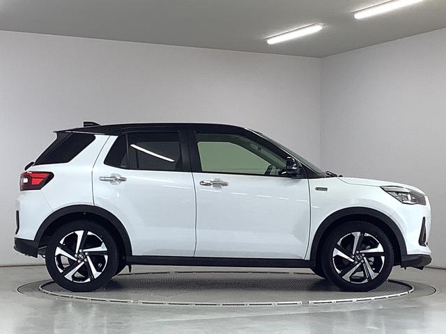 ロッキープレミアムG HEV 9インチディスプレイオーディオ USB1年保証 9インチディスプレイオーディオ パノラマモニター アダプティブクルーズコントロール ブラインドスポットモニター 前後コーナーセンサー 前席シートヒーター USB 17インチ純正アルミホイール(兵庫県)の中古車