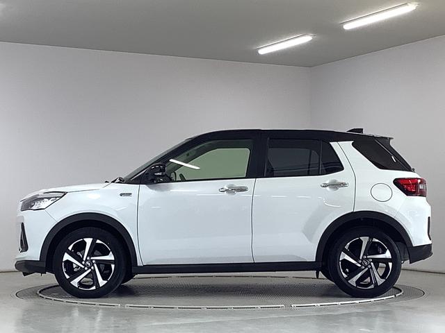 ロッキープレミアムG HEV 9インチディスプレイオーディオ USB1年保証 9インチディスプレイオーディオ パノラマモニター アダプティブクルーズコントロール ブラインドスポットモニター 前後コーナーセンサー 前席シートヒーター USB 17インチ純正アルミホイール(兵庫県)の中古車