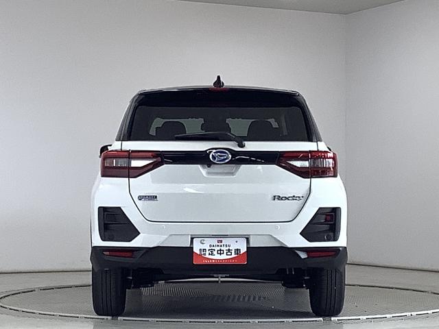 ロッキープレミアムG HEV 9インチディスプレイオーディオ USB1年保証 9インチディスプレイオーディオ パノラマモニター アダプティブクルーズコントロール ブラインドスポットモニター 前後コーナーセンサー 前席シートヒーター USB 17インチ純正アルミホイール(兵庫県)の中古車