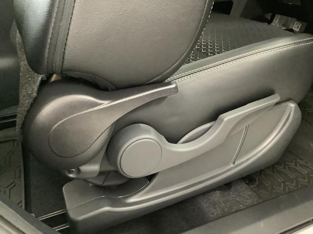 ロッキープレミアムG HEV 9インチディスプレイオーディオ USB1年保証 9インチディスプレイオーディオ パノラマモニター アダプティブクルーズコントロール ブラインドスポットモニター 前後コーナーセンサー 前席シートヒーター USB 17インチ純正アルミホイール(兵庫県)の中古車