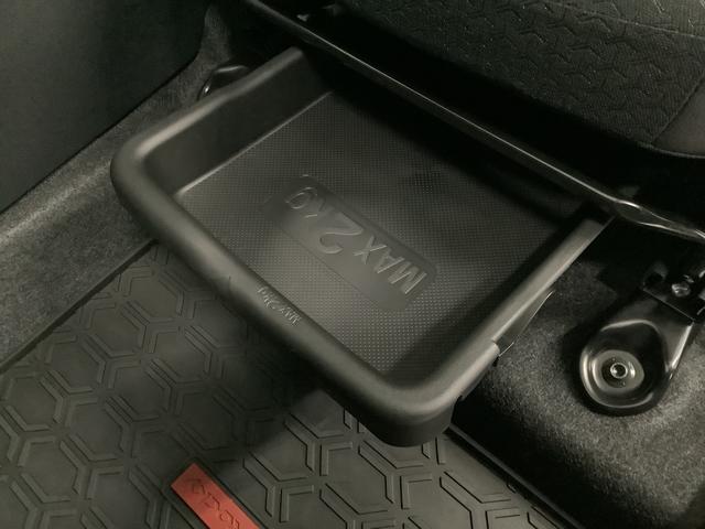 ロッキープレミアムG HEV ワンオーナー ディスプレイオーディオ1年保証 9インチディスプレイオーディオ 1オーナー パノラマモニター アダプティブクルーズコントロール 前後コーナーセンサー シートヒーター ブラインドスポットモニター 17インチ純正アルミホイール(兵庫県)の中古車