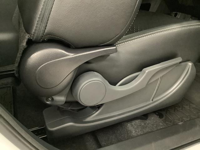 ロッキープレミアムG HEV ワンオーナー ディスプレイオーディオ1年保証 9インチディスプレイオーディオ 1オーナー パノラマモニター アダプティブクルーズコントロール 前後コーナーセンサー シートヒーター ブラインドスポットモニター 17インチ純正アルミホイール(兵庫県)の中古車