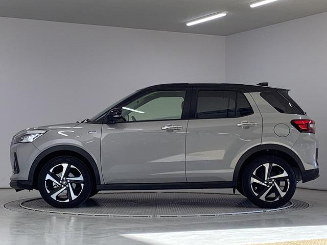 ロッキープレミアムG HEV ワンオーナー ディスプレイオーディオ1年保証 9インチディスプレイオーディオ ワンオーナー パノラマモニター アダプティブクルーズコントロール 前後コーナーセンサー 前席シートヒーター Bluetooth 17インチ純正アルミホイール(兵庫県)の中古車