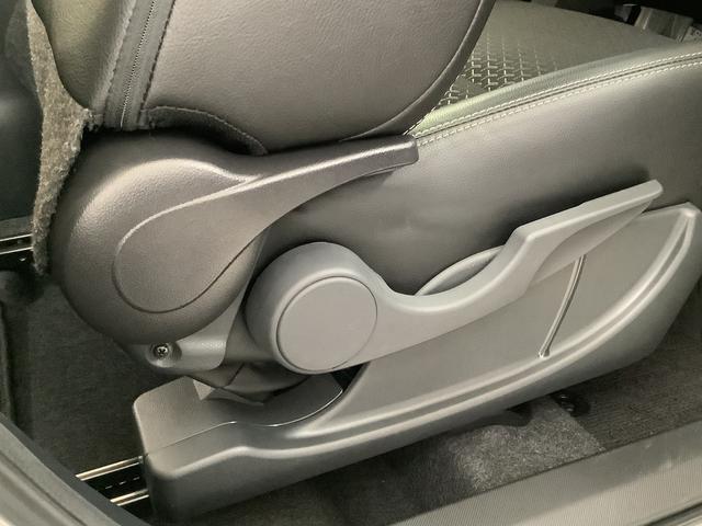 ロッキープレミアムG HEV ワンオーナー ディスプレイオーディオ1年保証 9インチディスプレイオーディオ ワンオーナー パノラマモニター アダプティブクルーズコントロール 前後コーナーセンサー 前席シートヒーター Bluetooth 17インチ純正アルミホイール(兵庫県)の中古車