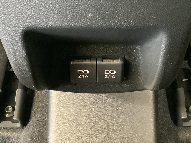 ロッキープレミアムG HEV ワンオーナー ディスプレイオーディオ1年保証 9インチディスプレイオーディオ ワンオーナー パノラマモニター アダプティブクルーズコントロール 前後コーナーセンサー 前席シートヒーター Bluetooth 17インチ純正アルミホイール(兵庫県)の中古車