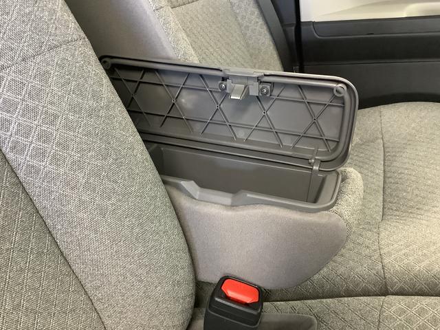 タントＸ　雹害車両　片側電動スライドドア　前後コーナーセンサー雹害車両　１年保証　片側電動スライドドア　前後コーナーセンサー　前席シートヒーター　オートマチックハイビーム　ＬＥＤヘッドライト　オートブレーキホールド　アイドリングストップ　横滑り防止装置（兵庫県）の中古車