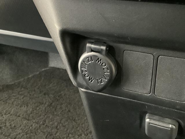 トールカスタムＧ　ターボ　ワンオーナー　９インチナビＴＶ　ＥＴＣ１年保証　ワンオーナー　９インチナビＴＶ　ＥＴＣ　ドラレコ　バックカメラ　アダプティブクルーズコントロール　両側電動スライドドア　前後コーナーセンサー　シートカバー　１５インチ純正アルミホイール（兵庫県）の中古車