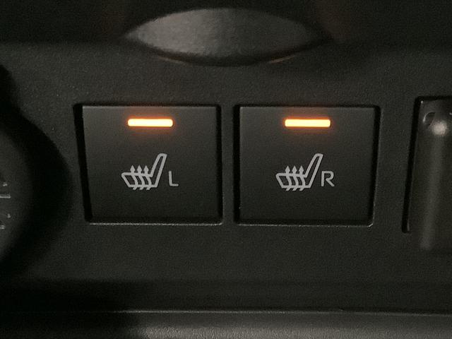 ロッキープレミアムＧ　ＨＥＶ　ワンオーナー　ディスプレイオーディオ１年保証　９インチディスプレイオーディオ　１オーナー　パノラマモニター　アダプティブクルーズコントロール　前後コーナーセンサー　シートヒーター　ブラインドスポットモニター　１７インチ純正アルミホイール（兵庫県）の中古車