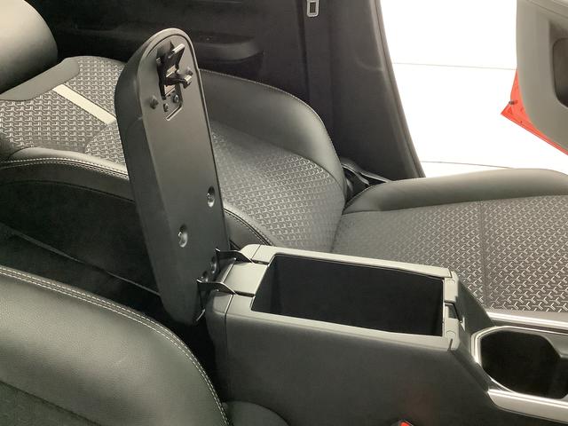 ロッキープレミアムＧ　ＨＥＶ　ワンオーナー　ディスプレイオーディオ１年保証　９インチディスプレイオーディオ　１オーナー　パノラマモニター　アダプティブクルーズコントロール　前後コーナーセンサー　シートヒーター　ブラインドスポットモニター　１７インチ純正アルミホイール（兵庫県）の中古車