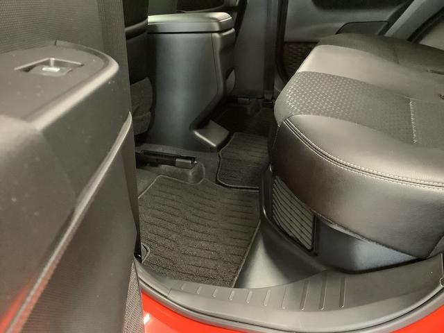 ロッキープレミアムＧ　ＨＥＶ　ワンオーナー　ディスプレイオーディオ１年保証　９インチディスプレイオーディオ　１オーナー　パノラマモニター　アダプティブクルーズコントロール　前後コーナーセンサー　シートヒーター　ブラインドスポットモニター　１７インチ純正アルミホイール（兵庫県）の中古車