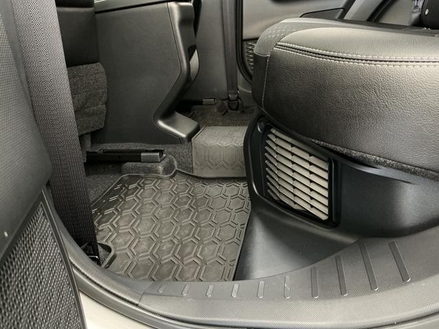 ロッキープレミアムＧ　ＨＥＶ　９インチディスプレイオーディオ　ＵＳＢ１年保証　９インチディスプレイオーディオ　パノラマモニター　アダプティブクルーズコントロール　前後コーナーセンサー　前席シートヒーター　ブラインドスポットモニター　ＵＳＢ　１７インチ純正アルミホイール（兵庫県）の中古車