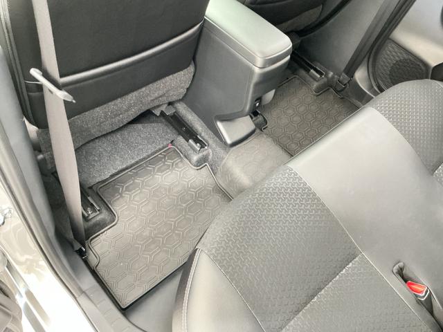 ロッキープレミアムＧ　ＨＥＶ　９インチディスプレイオーディオ　ＵＳＢ１年保証　９インチディスプレイオーディオ　パノラマモニター　アダプティブクルーズコントロール　前後コーナーセンサー　前席シートヒーター　ブラインドスポットモニター　ＵＳＢ　１７インチ純正アルミホイール（兵庫県）の中古車