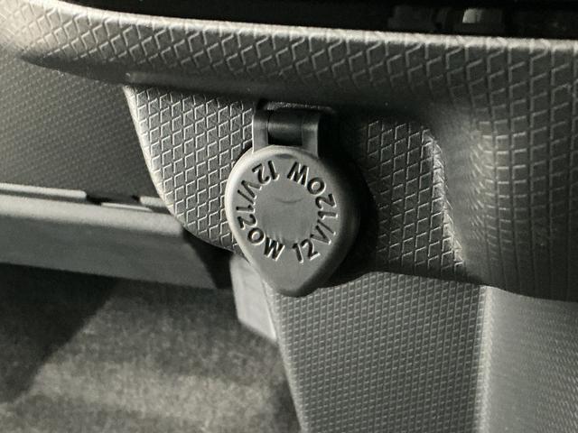 タントカスタムＲＳ　ターボ　両側電動スライドドア　コーナーセンサー走行無制限１年保証　両側電動スライドドア　前後コーナーセンサー　前席シートヒーター　オートハイビーム　ＬＥＤヘッドライト　オートブレーキホールド　プッシュスタート　１５インチ純正アルミホイール（兵庫県）の中古車