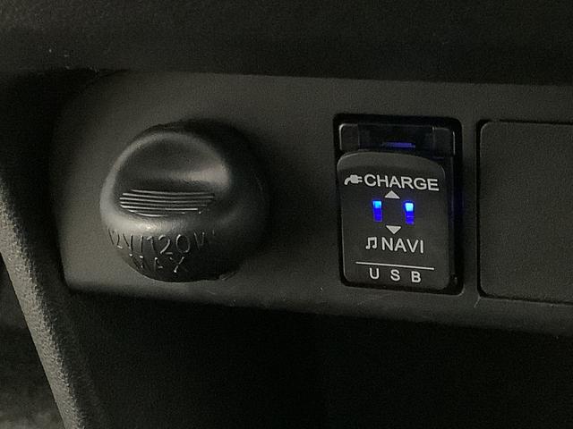 ムーヴキャンバスGメイクアップリミテッド SAIII ワンオーナー ナビTV1年保証 ワンオーナー パノラマモニター ナビTV ドラレコ 両側電動スライドドア USB接続 Bluetooth オートマチックハイビーム LEDヘッドライト プッシュスタート 横滑り防止装置(兵庫県)の中古車