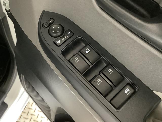 タントX 4WD 禁煙 ワンオーナー オーディオ パノラマモニター走行無制限1年保証 4WD ワンオーナー 禁煙車 オーディオ パノラマモニター 片側電動スライドドア 前後コーナーセンサー 前席シートヒーター USB接続 オートマチックハイビーム LEDヘッドライト(兵庫県)の中古車