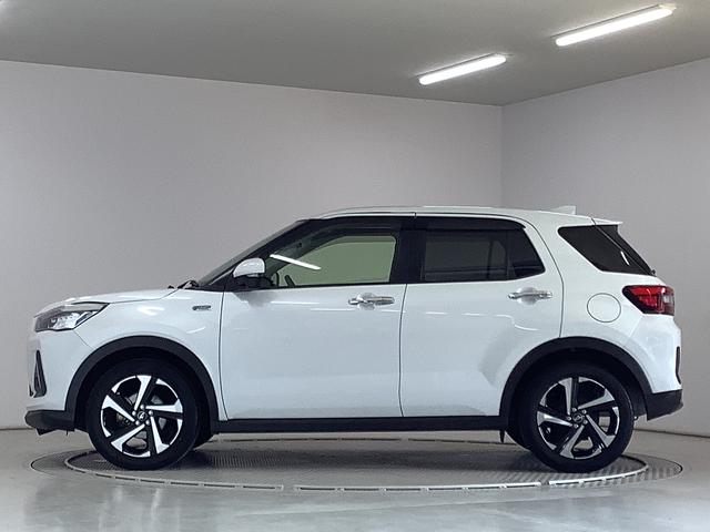 ロッキープレミアムＧ　ＨＥＶ　ワンオーナー　ナビ　ドラレコ　ＥＴＣ１年保証　ワンオーナー　ナビＴＶ　ＥＴＣ　ドラレコ　パノラマモニター　アダプティブクルーズコントロール　ブラインドスポットモニター　前後コーナーセンサー　シートヒーター　１７インチ純正アルミホイール（兵庫県）の中古車