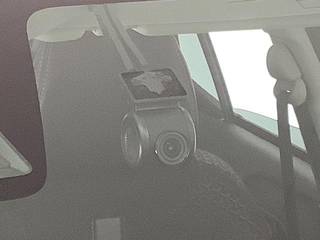 ロッキープレミアムＧ　ＨＥＶ　ワンオーナー　ナビ　ドラレコ　ＥＴＣ１年保証　ワンオーナー　ナビＴＶ　ＥＴＣ　ドラレコ　パノラマモニター　アダプティブクルーズコントロール　ブラインドスポットモニター　前後コーナーセンサー　シートヒーター　１７インチ純正アルミホイール（兵庫県）の中古車