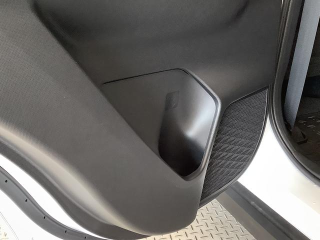 ロッキープレミアムＧ　ＨＥＶ　ワンオーナー　ナビ　ドラレコ　ＥＴＣ１年保証　ワンオーナー　ナビＴＶ　ＥＴＣ　ドラレコ　パノラマモニター　アダプティブクルーズコントロール　ブラインドスポットモニター　前後コーナーセンサー　シートヒーター　１７インチ純正アルミホイール（兵庫県）の中古車