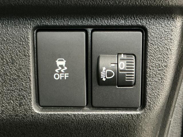 Ｎ−ＢＯＸカスタムスロープ　福祉車両　禁煙　８インチナビＴＶ　バックカメラ１年保証　福祉車輌　禁煙車　８インチナビ　バックカメラ　電動ウインチ　アダプティブクルーズコントロール　両側電動スライドドア　前後コーナーセンサー　前席シートヒーター　ＵＳＢ接続端子　緊急通報ボタン（兵庫県）の中古車