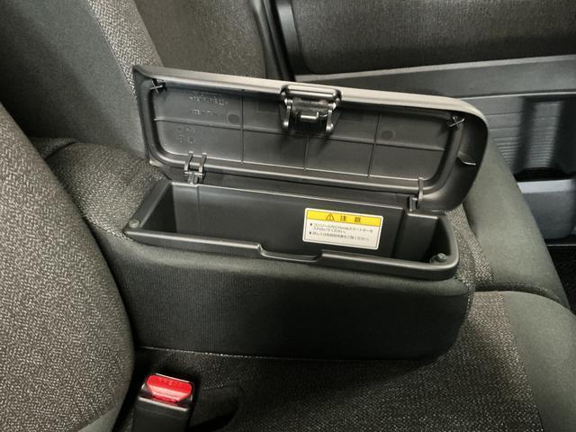 Ｎ−ＢＯＸカスタムスロープ　福祉車両　禁煙　８インチナビＴＶ　バックカメラ１年保証　福祉車輌　禁煙車　８インチナビ　バックカメラ　電動ウインチ　アダプティブクルーズコントロール　両側電動スライドドア　前後コーナーセンサー　前席シートヒーター　ＵＳＢ接続端子　緊急通報ボタン（兵庫県）の中古車