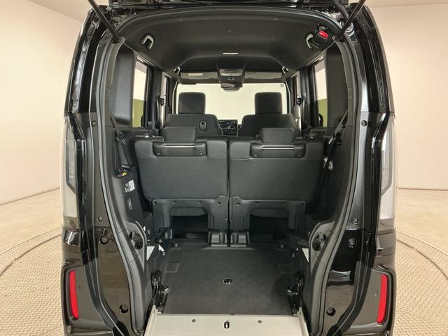 Ｎ−ＢＯＸカスタムスロープ　福祉車両　禁煙　８インチナビＴＶ　バックカメラ１年保証　福祉車輌　禁煙車　８インチナビ　バックカメラ　電動ウインチ　アダプティブクルーズコントロール　両側電動スライドドア　前後コーナーセンサー　前席シートヒーター　ＵＳＢ接続端子　緊急通報ボタン（兵庫県）の中古車