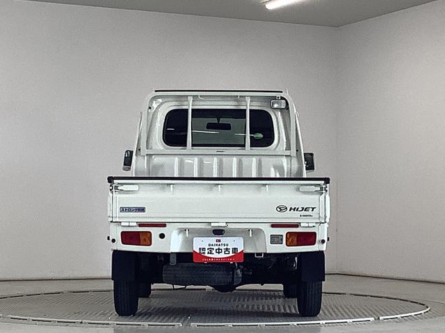 ハイゼットトラックＥＸＴ　４ＷＤ　ＡＴ　ＣＤオーディオ　キーレス　荷台作業灯走行無制限１年保証　４ＷＤ　荷台作業灯　ＡＴ車　ＣＤオーディオ　３方開　ゲートプロテクター　荷台マット　キーレスエントリー　ドアバイザー　ヘッドライトレベライザー　スペアタイヤ　フォグランプ（兵庫県）の中古車