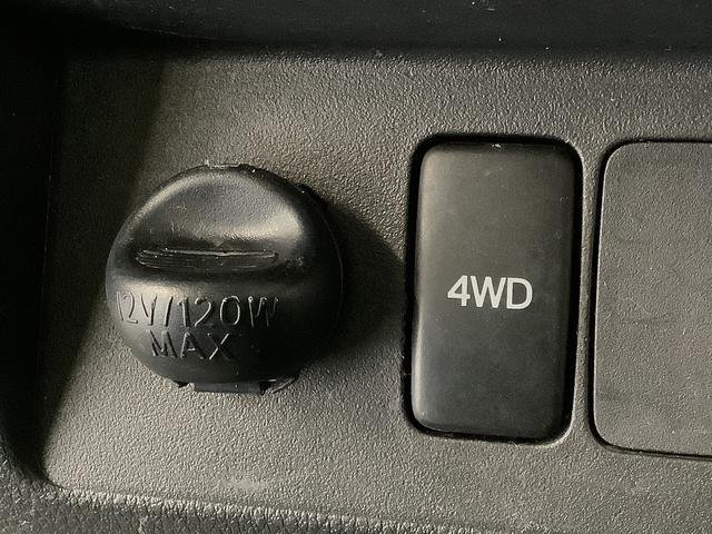 ハイゼットトラックＥＸＴ　４ＷＤ　ＡＴ　ＣＤオーディオ　キーレス　荷台作業灯走行無制限１年保証　４ＷＤ　荷台作業灯　ＡＴ車　ＣＤオーディオ　３方開　ゲートプロテクター　荷台マット　キーレスエントリー　ドアバイザー　ヘッドライトレベライザー　スペアタイヤ　フォグランプ（兵庫県）の中古車