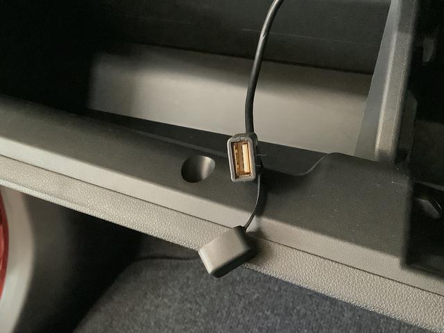 ムーヴカスタム　ＲＳ　ハイパーＳＡII　ターボ　禁煙　ナビ　ＥＴＣ１年保証　禁煙車　ナビＴＶ　バックカメラ　ＥＴＣ　ＤＶＤ　ＵＳＢ接続　Ｂｌｕｅｔｏｏｔｈ　ＬＥＤヘッドライト　アイドリングストップ　プッシュスタート　横滑り防止装置　１５インチ純正アルミホイール（兵庫県）の中古車