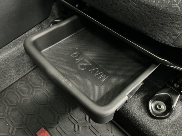 ロッキープレミアムＧ　ＨＥＶ　９インチディスプレイオーディオ　ＵＳＢ１年保証　９インチディスプレイオーディオ　パノラマモニター　アダプティブクルーズコントロール　ブラインドスポットモニター　前後コーナーセンサー　前席シートヒーター　ＵＳＢ　１７インチ純正アルミホイール（兵庫県）の中古車