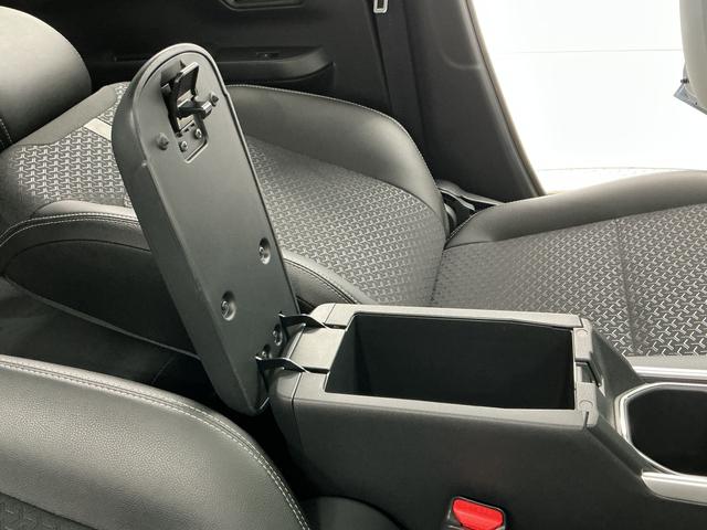 ロッキープレミアムＧ　ＨＥＶ　９インチディスプレイオーディオ　ＵＳＢ１年保証　９インチディスプレイオーディオ　パノラマモニター　アダプティブクルーズコントロール　ブラインドスポットモニター　前後コーナーセンサー　前席シートヒーター　ＵＳＢ　１７インチ純正アルミホイール（兵庫県）の中古車