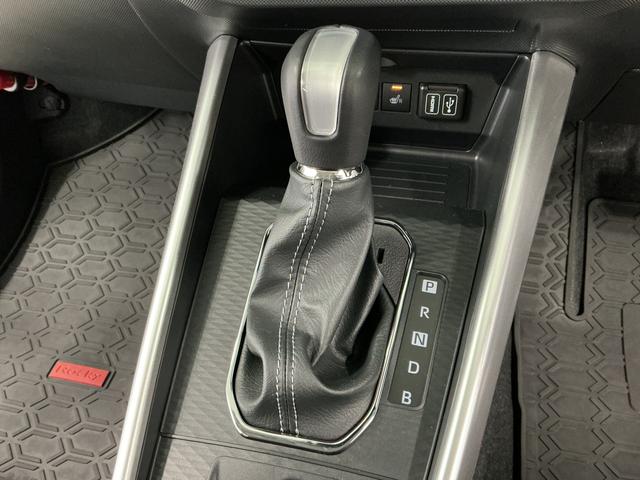 ロッキープレミアムＧ　ＨＥＶ　９インチディスプレイオーディオ　ＵＳＢ１年保証　９インチディスプレイオーディオ　パノラマモニター　アダプティブクルーズコントロール　ブラインドスポットモニター　前後コーナーセンサー　前席シートヒーター　ＵＳＢ　１７インチ純正アルミホイール（兵庫県）の中古車