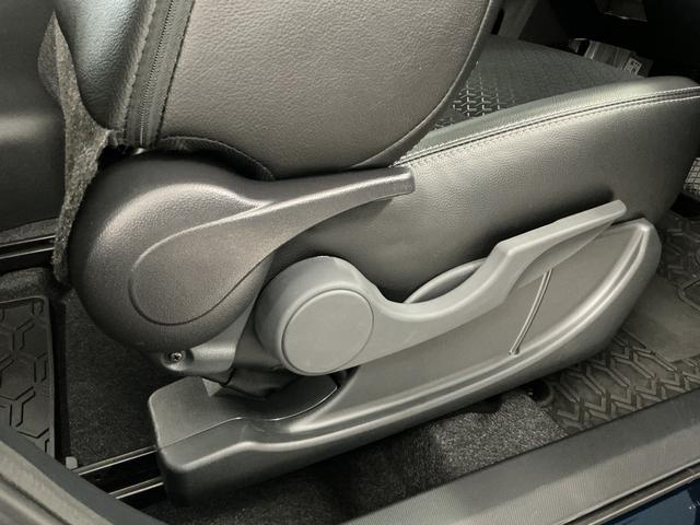 ロッキープレミアムＧ　ＨＥＶ　９インチディスプレイオーディオ　ＵＳＢ１年保証　９インチディスプレイオーディオ　パノラマモニター　アダプティブクルーズコントロール　ブラインドスポットモニター　前後コーナーセンサー　前席シートヒーター　ＵＳＢ　１７インチ純正アルミホイール（兵庫県）の中古車