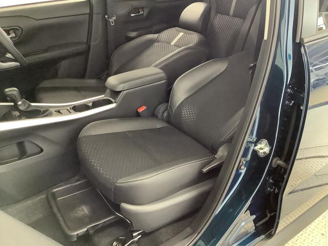 ロッキープレミアムＧ　ＨＥＶ　９インチディスプレイオーディオ　ＵＳＢ１年保証　９インチディスプレイオーディオ　パノラマモニター　アダプティブクルーズコントロール　前後コーナーセンサー　前席シートヒーター　ブラインドスポットモニター　ＵＳＢ　１７インチ純正アルミホイール（兵庫県）の中古車