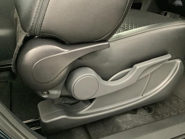 ロッキープレミアムＧ　ＨＥＶ　９インチディスプレイオーディオ　ＵＳＢ１年保証　９インチディスプレイオーディオ　パノラマモニター　アダプティブクルーズコントロール　前後コーナーセンサー　前席シートヒーター　ブラインドスポットモニター　ＵＳＢ　１７インチ純正アルミホイール（兵庫県）の中古車