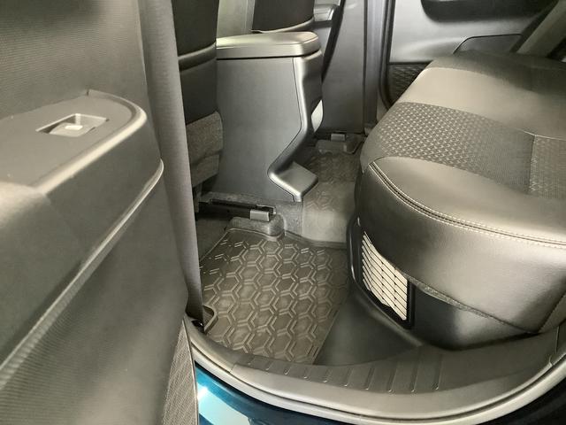 ロッキープレミアムＧ　ＨＥＶ　９インチディスプレイオーディオ　ＵＳＢ１年保証　９インチディスプレイオーディオ　パノラマモニター　アダプティブクルーズコントロール　前後コーナーセンサー　前席シートヒーター　ブラインドスポットモニター　ＵＳＢ　１７インチ純正アルミホイール（兵庫県）の中古車