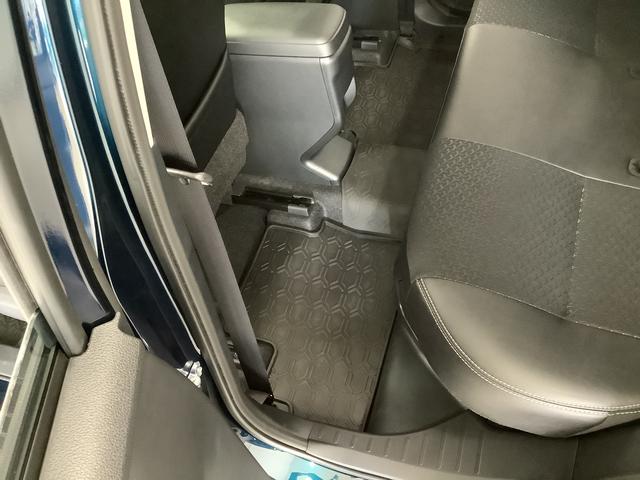 ロッキープレミアムＧ　ＨＥＶ　９インチディスプレイオーディオ　ＵＳＢ１年保証　９インチディスプレイオーディオ　パノラマモニター　アダプティブクルーズコントロール　前後コーナーセンサー　前席シートヒーター　ブラインドスポットモニター　ＵＳＢ　１７インチ純正アルミホイール（兵庫県）の中古車