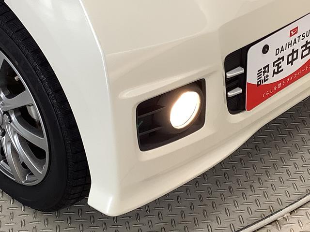 Ｎ−ＢＯＸカスタムＧ・Ｌパッケージ　禁煙　ＣＤオーディオ　片側電動スライドドア走行無制限１年保証　片側電動スライドドア　禁煙車　ＣＤオーディオ　ＨＩＤヘッドライト　アイドリングストップ　プッシュスタート　横滑り防止装置　オートライト　オートエアコン　１４インチアルミホイール（兵庫県）の中古車