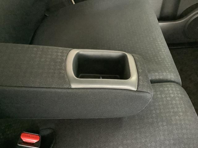 Ｎ−ＢＯＸカスタムＧ・Ｌパッケージ　禁煙　ＣＤオーディオ　片側電動スライドドア走行無制限１年保証　片側電動スライドドア　禁煙車　ＣＤオーディオ　ＨＩＤヘッドライト　アイドリングストップ　プッシュスタート　横滑り防止装置　オートライト　オートエアコン　１４インチアルミホイール（兵庫県）の中古車