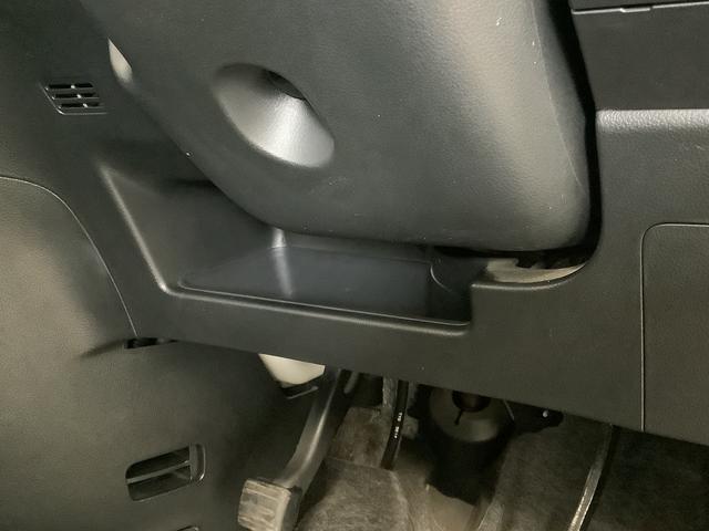 Ｎ−ＢＯＸカスタムＧ・Ｌパッケージ　禁煙　ＣＤオーディオ　片側電動スライドドア走行無制限１年保証　片側電動スライドドア　禁煙車　ＣＤオーディオ　ＨＩＤヘッドライト　アイドリングストップ　プッシュスタート　横滑り防止装置　オートライト　オートエアコン　１４インチアルミホイール（兵庫県）の中古車