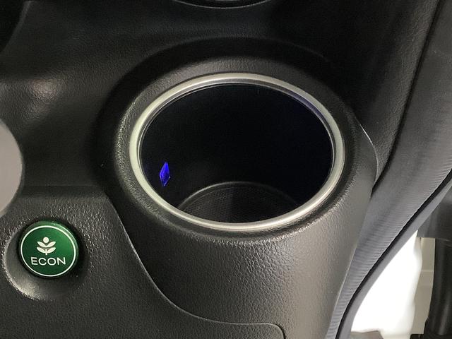 Ｎ−ＢＯＸカスタムＧ・Ｌパッケージ　禁煙　ＣＤオーディオ　片側電動スライドドア走行無制限１年保証　片側電動スライドドア　禁煙車　ＣＤオーディオ　ＨＩＤヘッドライト　アイドリングストップ　プッシュスタート　横滑り防止装置　オートライト　オートエアコン　１４インチアルミホイール（兵庫県）の中古車