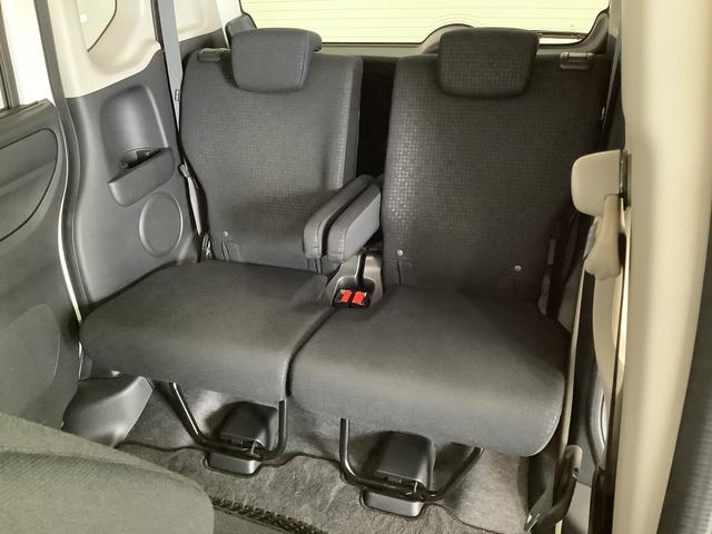 Ｎ−ＢＯＸカスタムＧ・Ｌパッケージ　禁煙　ＣＤオーディオ　片側電動スライドドア走行無制限１年保証　片側電動スライドドア　禁煙車　ＣＤオーディオ　ＨＩＤヘッドライト　アイドリングストップ　プッシュスタート　横滑り防止装置　オートライト　オートエアコン　１４インチアルミホイール（兵庫県）の中古車