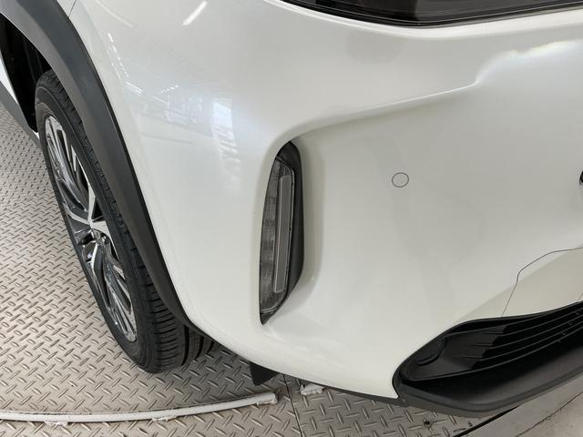 ヤリスクロスＺ　禁煙　ワンオーナー　８インチナビ　ＥＴＣ　クルコン１年保証　禁煙車　ワンオーナー　ＥＴＣ　８インチナビ　パノラミックビューモニター　アダプティブクルーズコントロール　ブラインドスポットモニター　前後コーナーセンサー　１８インチアルミホイール（兵庫県）の中古車