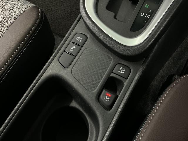 ヤリスクロスＺ　禁煙　ワンオーナー　８インチナビ　ＥＴＣ　クルコン１年保証　禁煙車　ワンオーナー　ＥＴＣ　８インチナビ　パノラミックビューモニター　アダプティブクルーズコントロール　ブラインドスポットモニター　前後コーナーセンサー　１８インチアルミホイール（兵庫県）の中古車