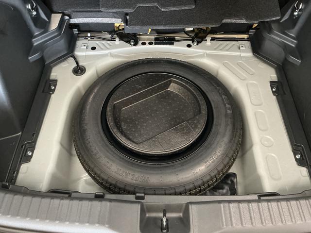 ヤリスクロスＺ　禁煙　ワンオーナー　８インチナビ　ＥＴＣ　クルコン１年保証　禁煙車　ワンオーナー　ＥＴＣ　８インチナビ　パノラミックビューモニター　アダプティブクルーズコントロール　ブラインドスポットモニター　前後コーナーセンサー　１８インチアルミホイール（兵庫県）の中古車