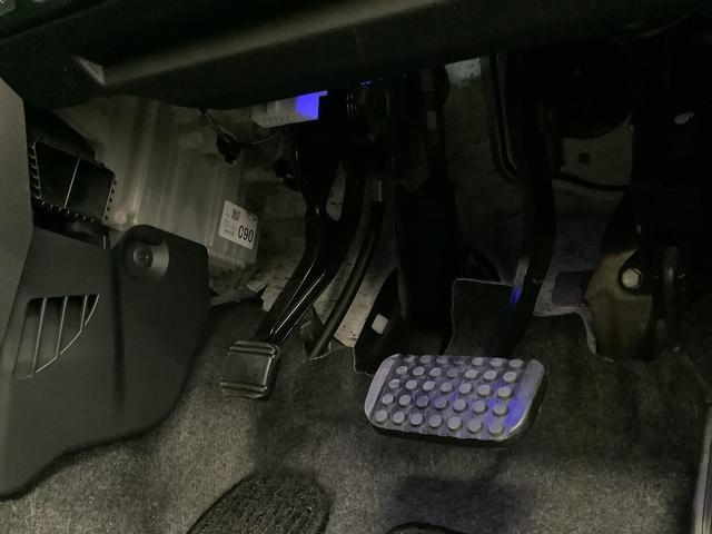 タントカスタムRS トップエディションSAII ターボ ナビTV1年保証 8インチナビTV バックカメラ 両側電動スライドドア USB Bluetooth LEDヘッドライト アイドリングストップ プッシュスタート 横滑り防止装置 15インチ純正アルミホイール(兵庫県)の中古車