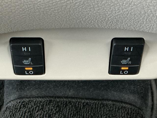 シエンタハイブリッドＧ　禁煙　１オーナー　コーナーポール　ナビＴＶ１年保証　禁煙車　ワンオーナー　コーナーポール　ナビＴＶ　ＥＴＣ　バックカメラ　両側電動スライドドア　前席シートヒーター　ＵＳＢ接続　Ｂｌｕｅｔｏｏｔｈ　オートハイビーム　１５インチアルミホイール（兵庫県）の中古車