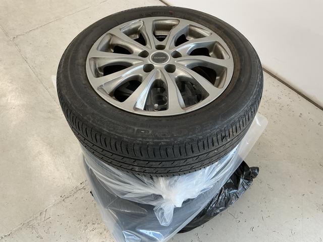 シエンタハイブリッドＧ　禁煙　１オーナー　コーナーポール　ナビＴＶ１年保証　禁煙車　ワンオーナー　コーナーポール　ナビＴＶ　ＥＴＣ　バックカメラ　両側電動スライドドア　前席シートヒーター　ＵＳＢ接続　Ｂｌｕｅｔｏｏｔｈ　オートハイビーム　１５インチアルミホイール（兵庫県）の中古車